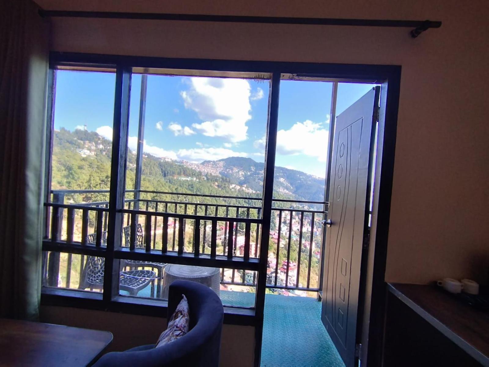 Hotel Aachman Regency With Rooftop Terrace Shimla Exterior foto